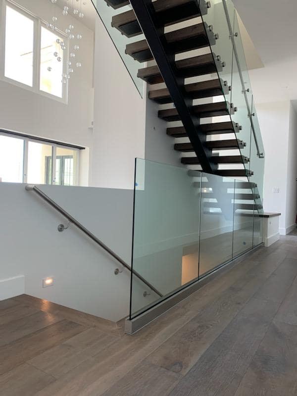 Why Do Open Riser Staircases Work Well in Arizona Homes